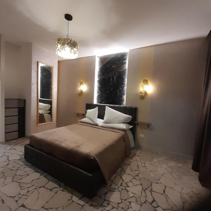 Residenza N&D Luxury Apartment Bari Exterior photo