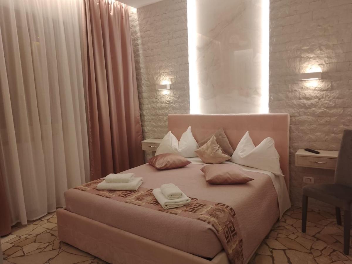 Residenza N&D Luxury Apartment Bari Exterior photo